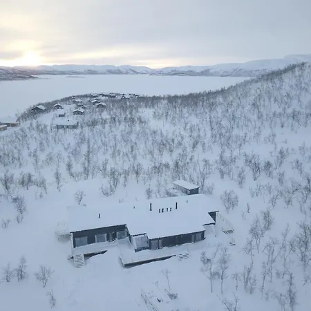 Aurora View Lapland Jacuzzi And Sky View Bedroom * Kilpisjärvi